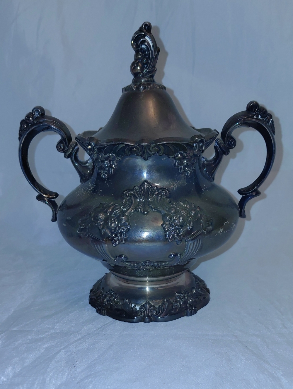 Sugar Bowl & Lid King Francis (Silverplate, Hollowware)
by Reed & Barton